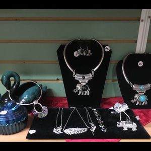 SOLD Large 2-pc Elephant Set n black